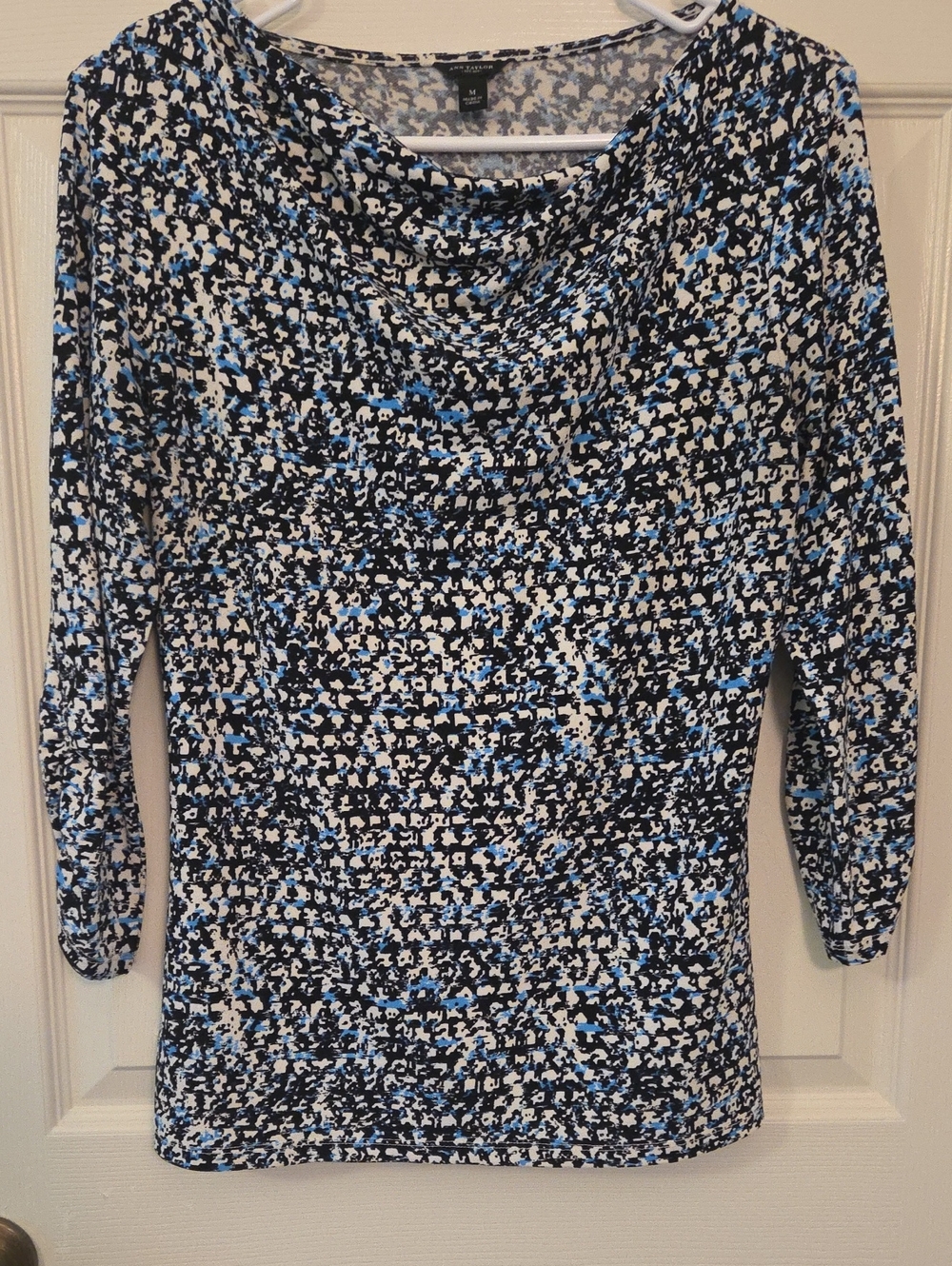 Ann Taylor Women Black White Blue Abstract Cowl Neck Top Size Medium